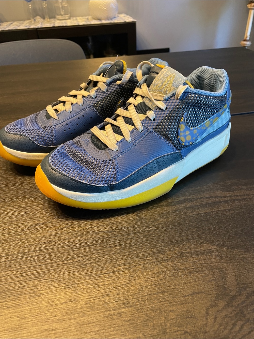 Nike Ja 1 SE GS Mystic Navy
Kids Youth Basketball
Hoopers Shoes FQ7371-400